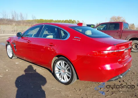 2016 Jaguar Xf 35T Prestige from USA, damaged, VIN SAJBK4BV3GCY12776